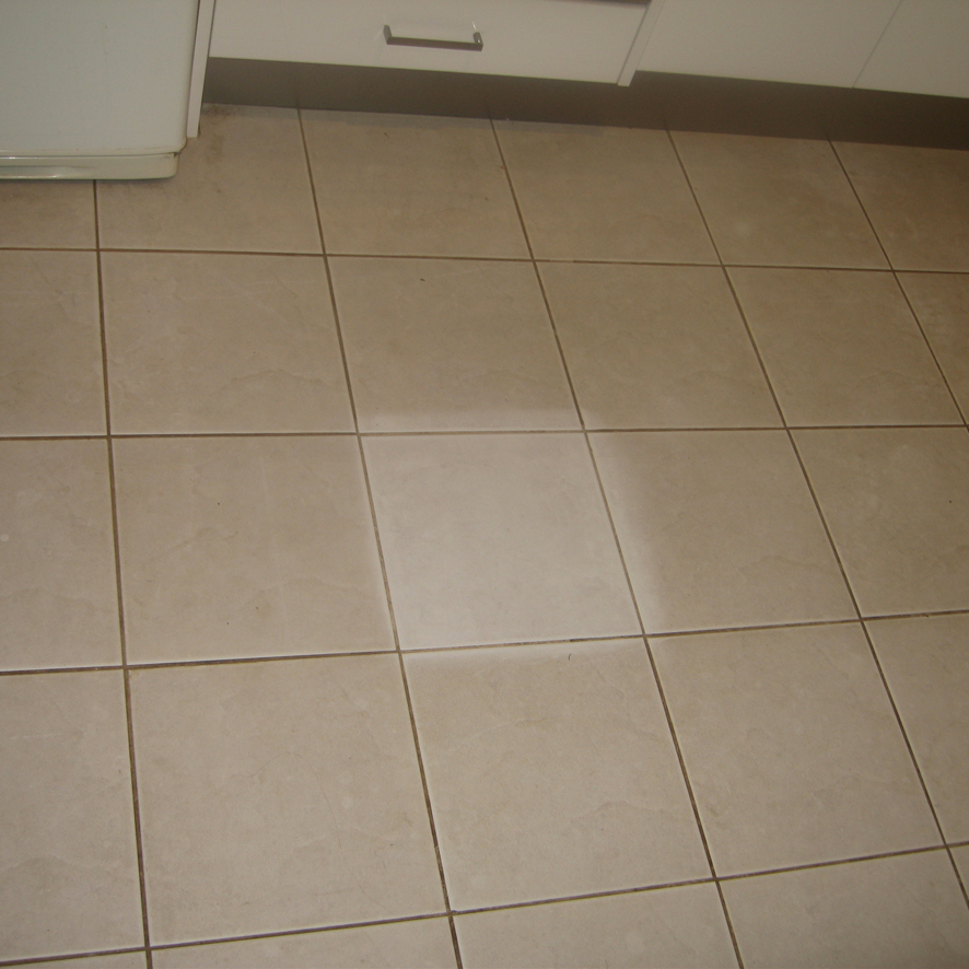 Dirty tiles, tile cleaning