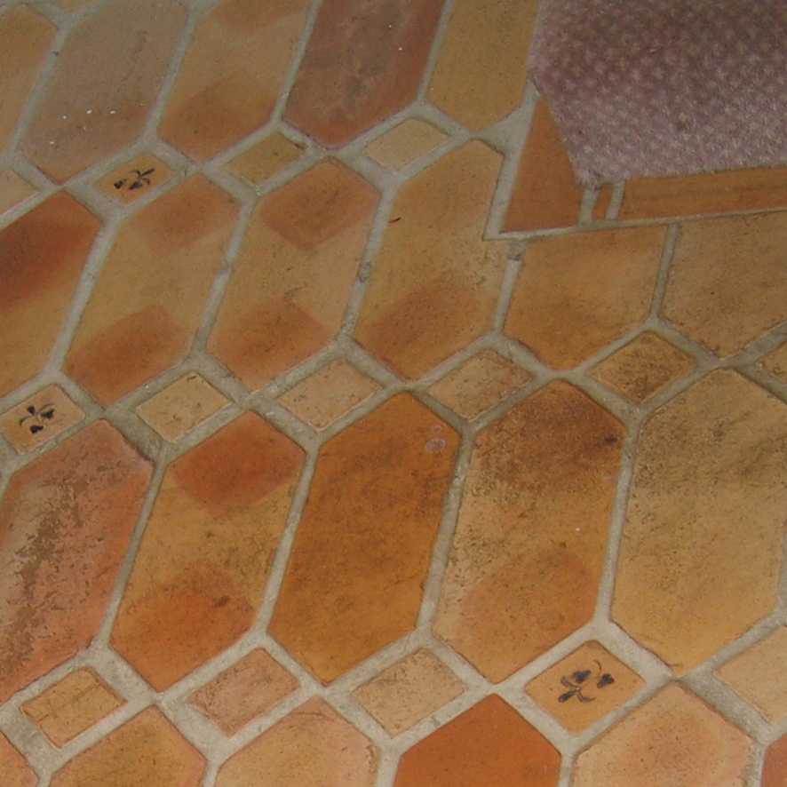 dirty tiles, dirty terracotta, before tile cleaning